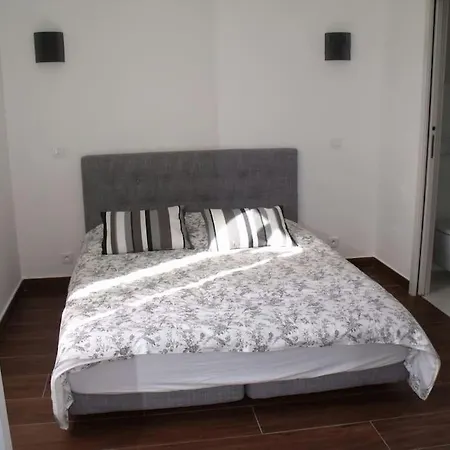 Apartment T3 Climatise, Au Centre De Calvi, A 150m De La Plages